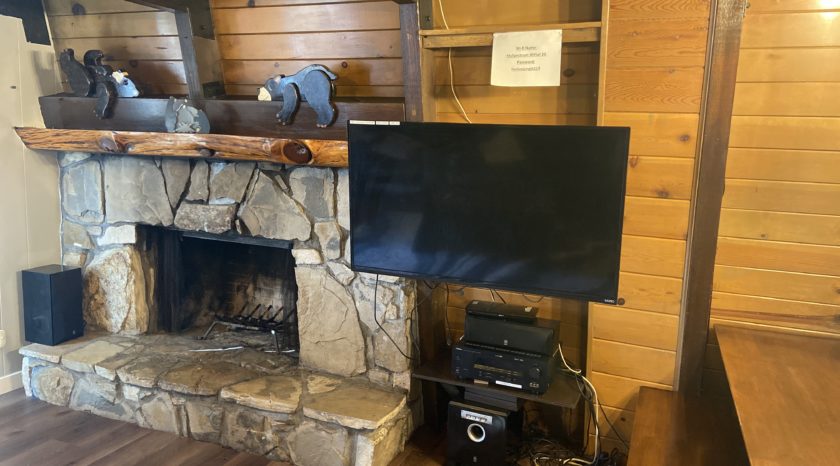 TV & Fire Place